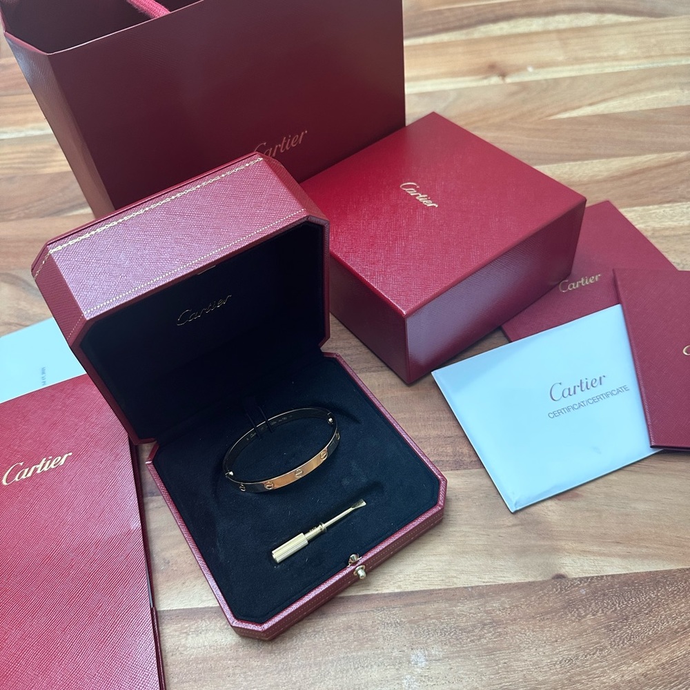 ❌ SOLD ❌ AUTHENTIC Cartier Love Bracelet
